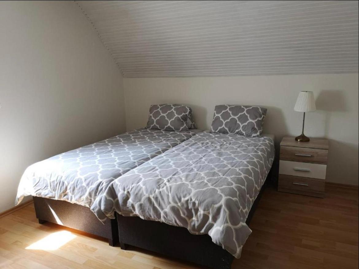 Gasthof Quiet In Near Airport With Free Parking *